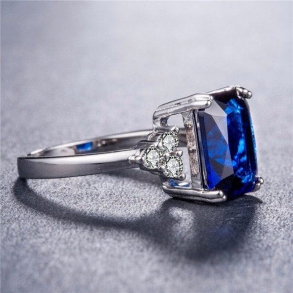 New Princess Cut 925 Sterling Silver Sapphire Ring - Picture 3 of 3
